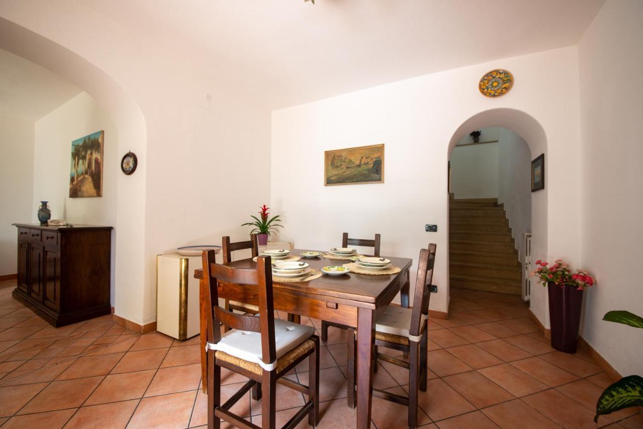 Villa Cataldo-Ischia Villa *