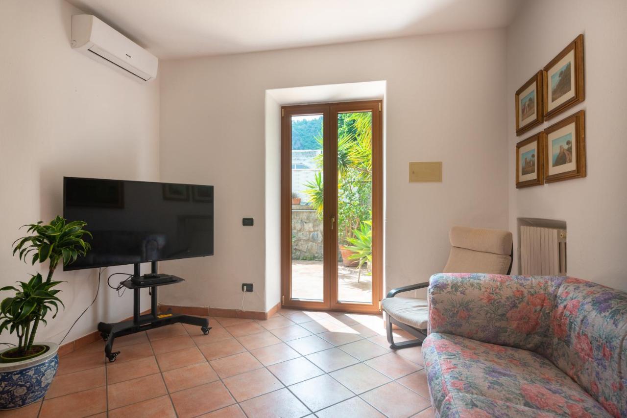 Villa Cataldo-Ischia Villa